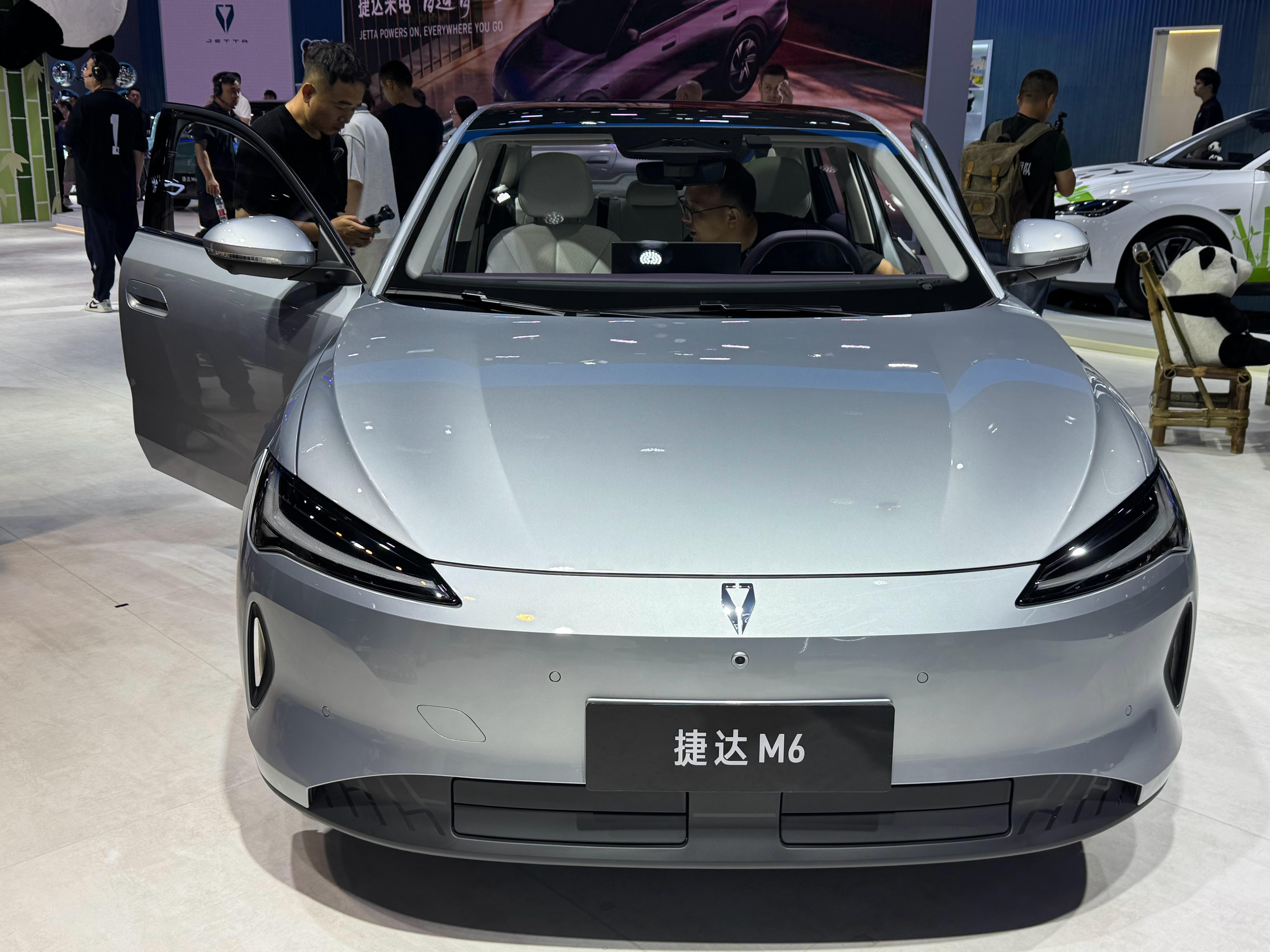 2026成都车展成都车展潮这看今年的成都车展上，捷达M6也来到了现场，这也是捷