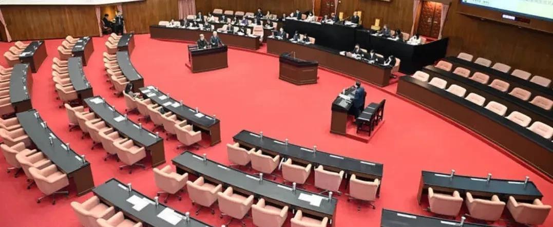 台湾地区立法机构今天确定修宪委员会人选，修宪委员会一共有39位立委，其中国民党立