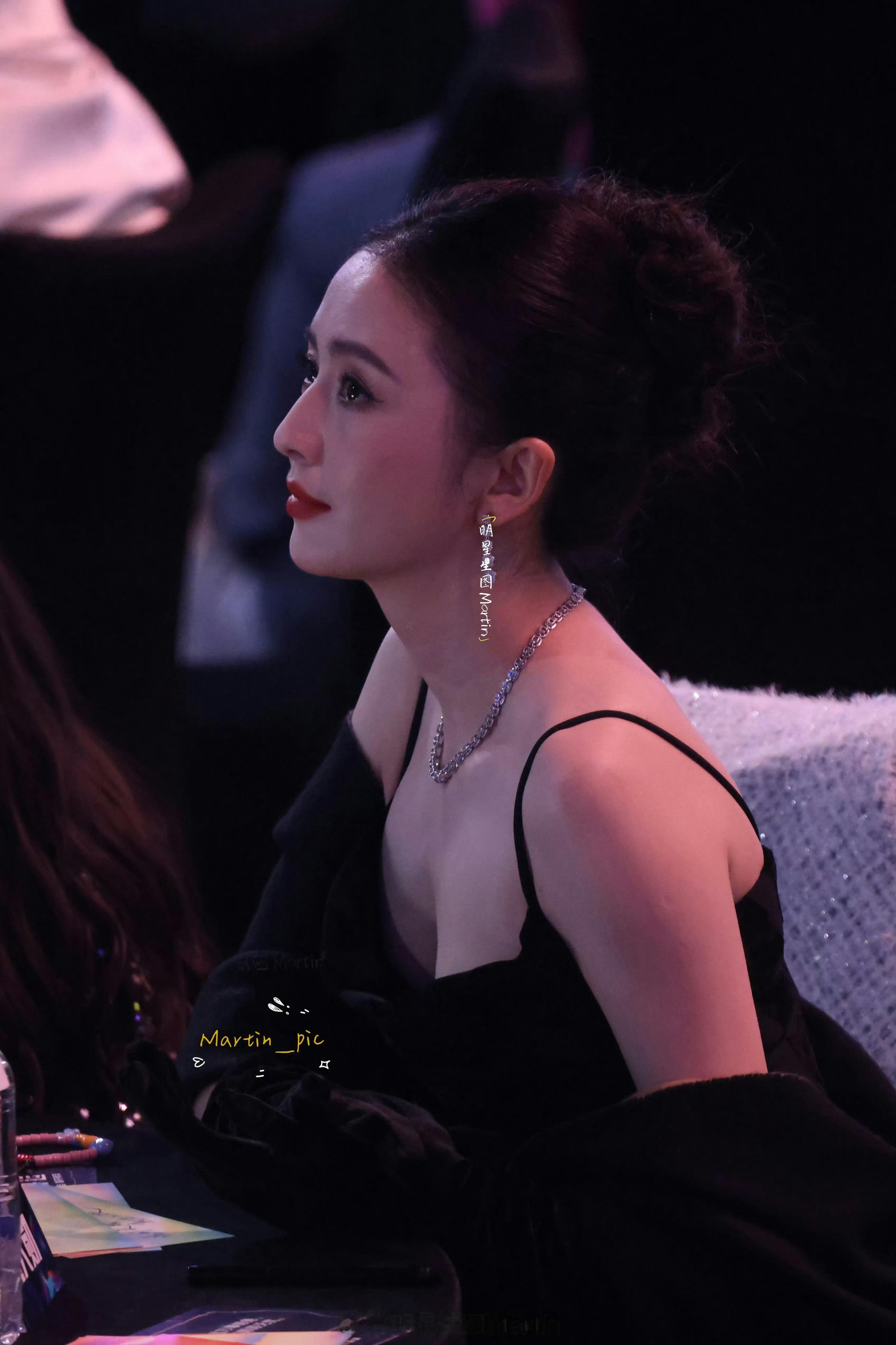 佟丽娅x尖叫之夜内场生图·不看那里挑战嗯