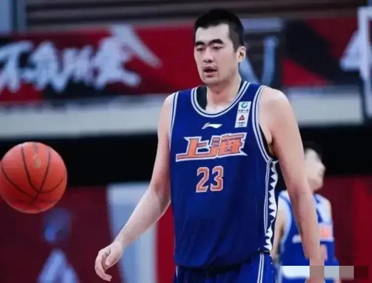 张兆旭退役后早就实现财富自由！！1；天津男篮给出1年600w元；2；天津