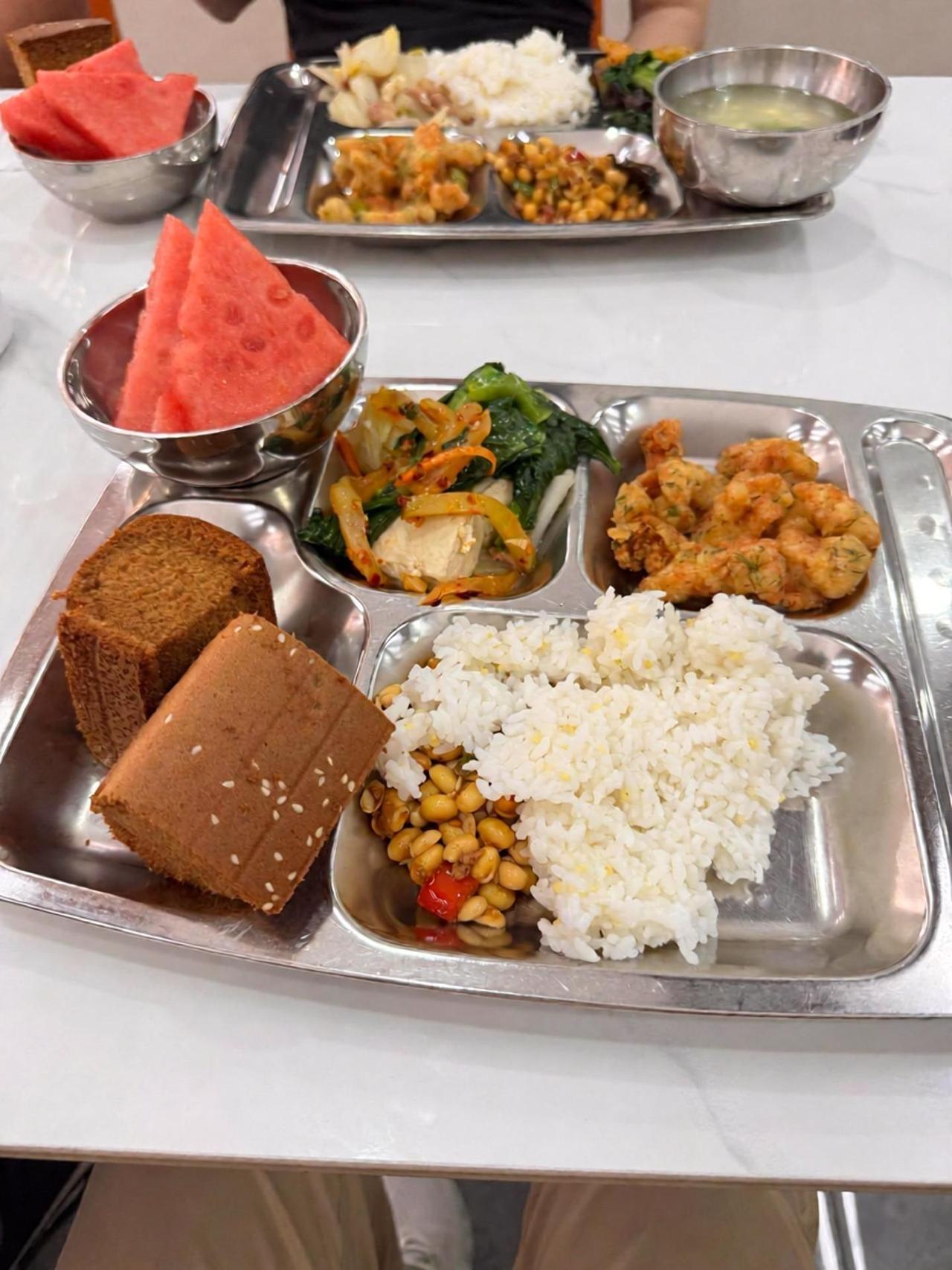10块一餐值吗