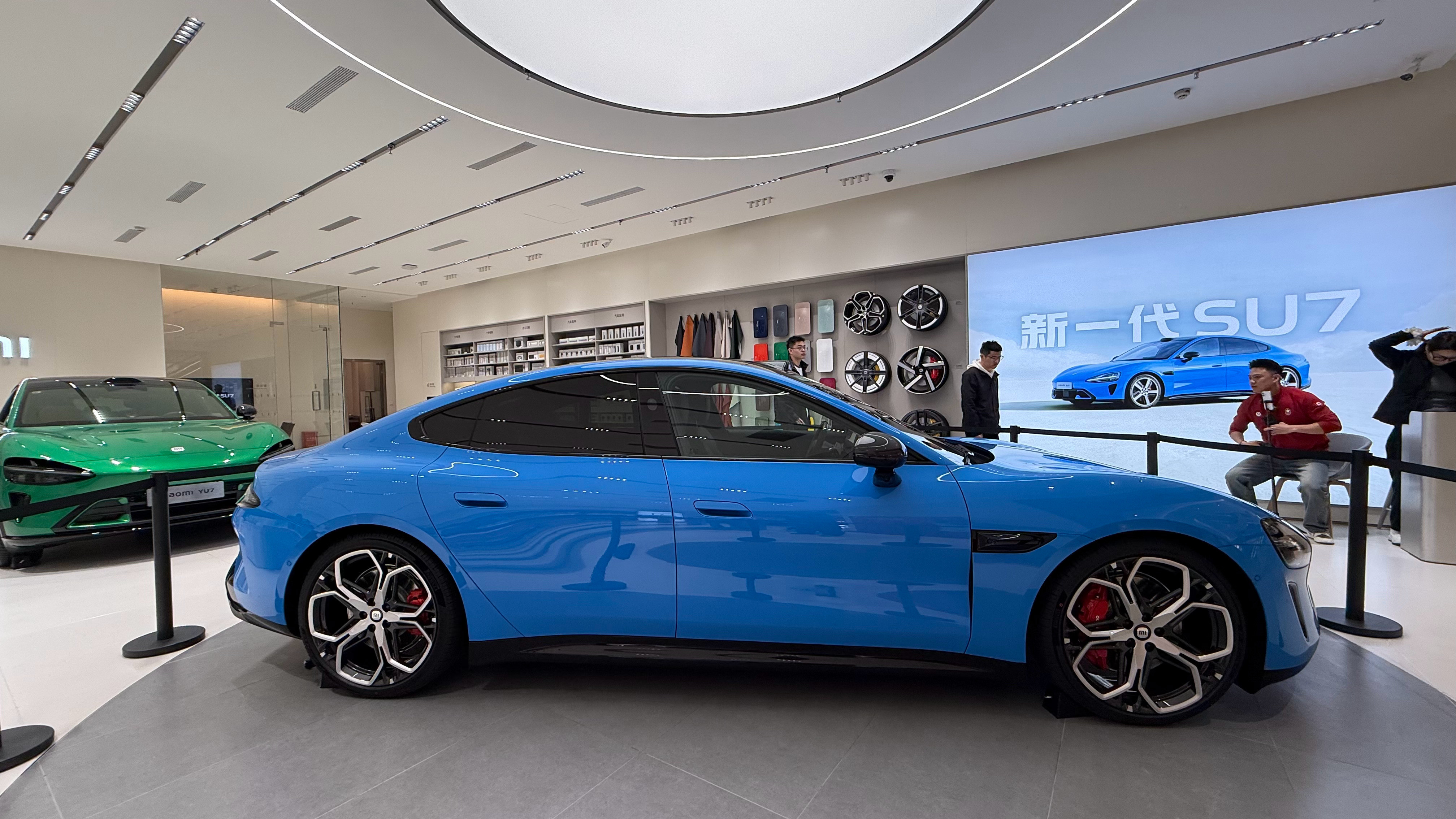 新SU7这个蓝色比海湾蓝好看太多了成都