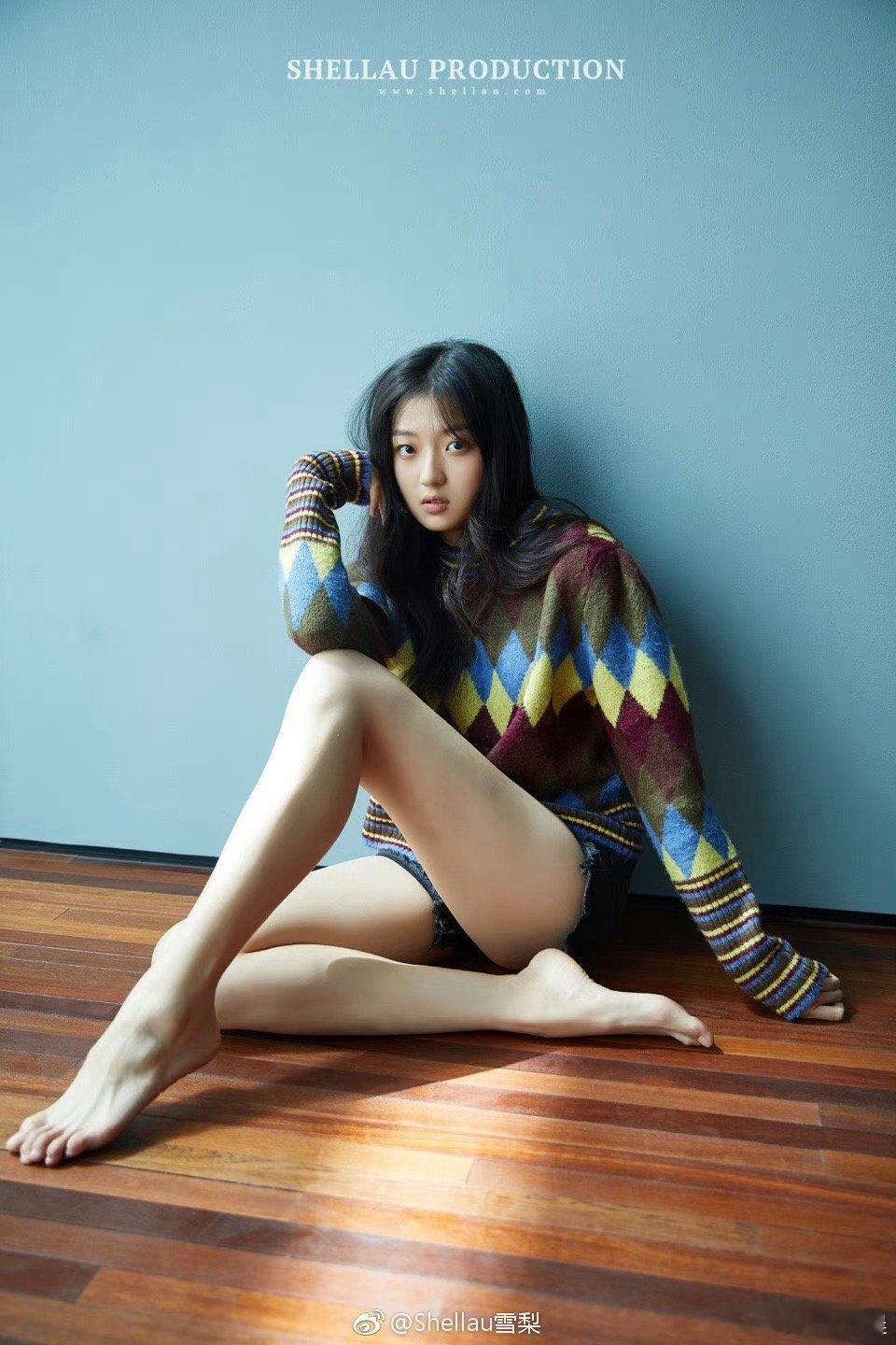 孙千今天好美好闪孙千今天是自带高光吧！颜值抗打还超有灵气，整个人闪闪发亮的，真