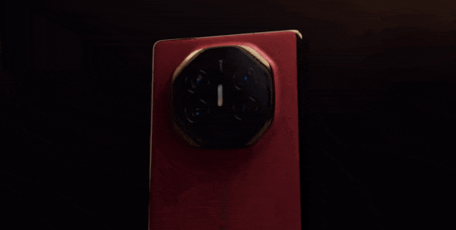 三星和华为三折叠手机有明显区别这俩三折叠就没有啥可比性，根本就不算同一个思维角度