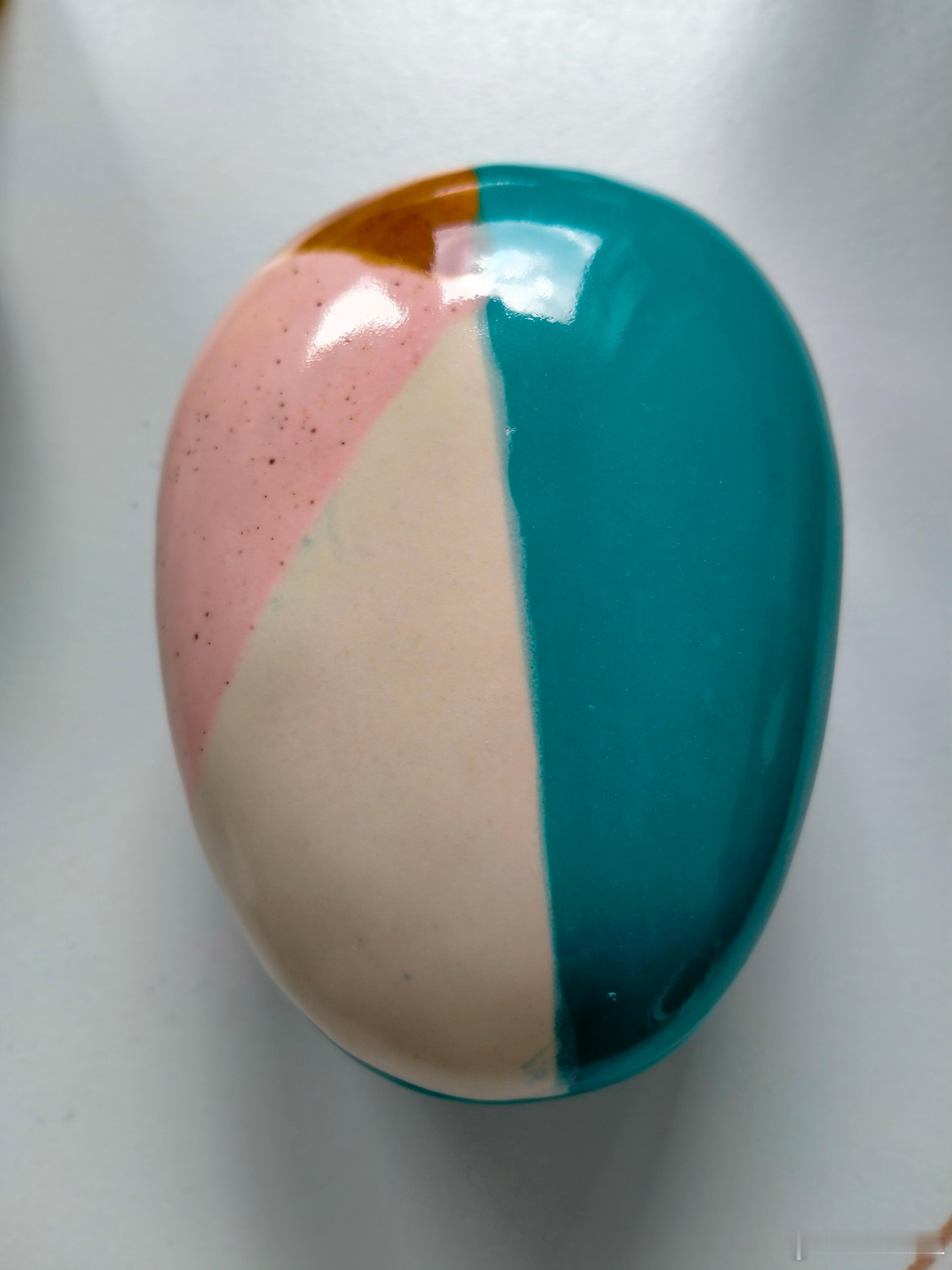 每周鉴赏收藏精品之北宋官窑天青釉盖盒本件北宋官窑天青釉盖盒的焦点