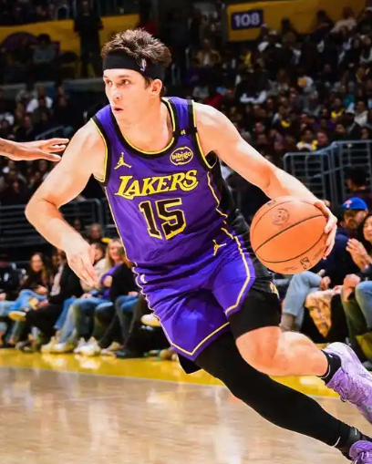 里弗斯还有必要回归湖人比赛吗？里弗斯受伤一段时间、斯玛特和范德彪的时间剧增、而