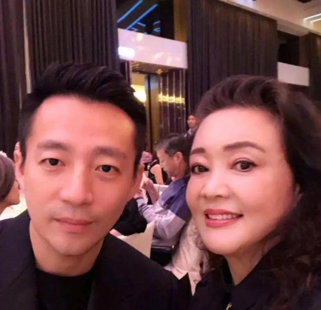 　　葛思齐说：为什么现在马晓梅会成为焦点？　　不得不说葛思齐的分析还是很有道理