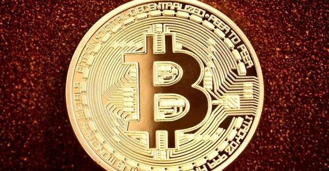 中国迟迟不接比特币，美国还能撑多久？说到底就一句话，中国这道门没打开，美国手里