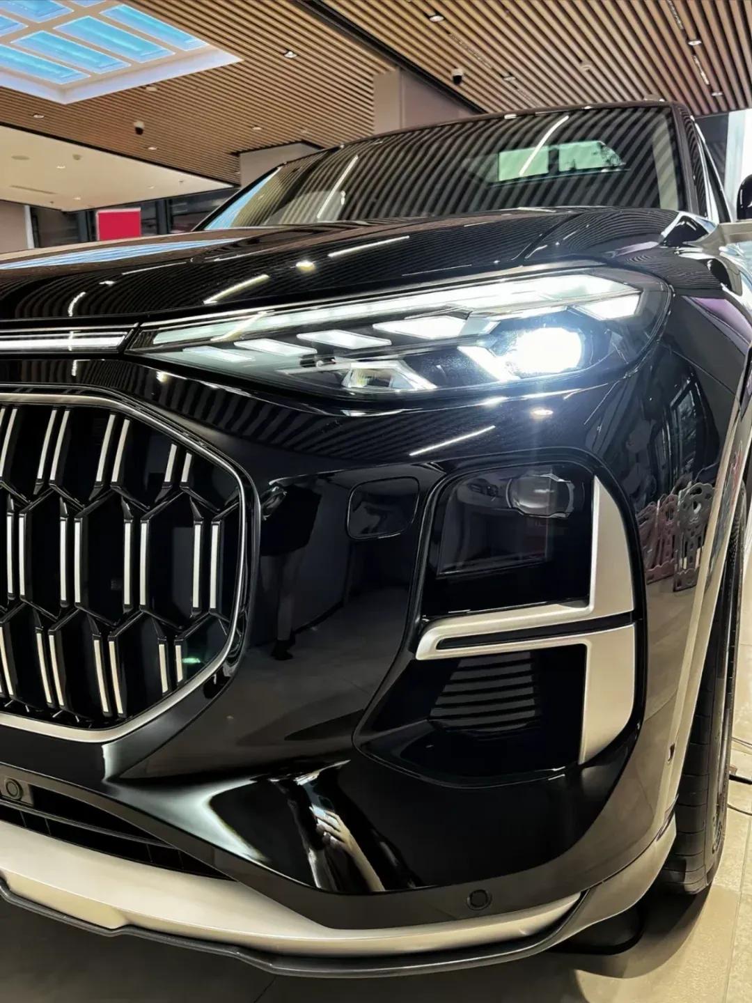 香迷糊了？6座豪华SUV首选，还要啥大众途昂Pro上汽奥迪Q6，家庭首选大6座