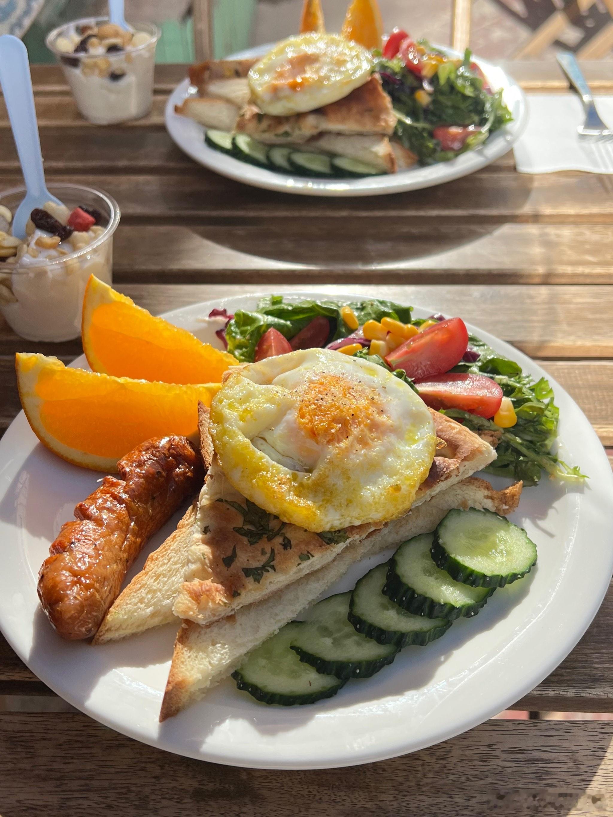 建议早餐要吃够4类食物只要早上吃早饭吃啥其实都无所谓,只不过清淡一点会更好,大家