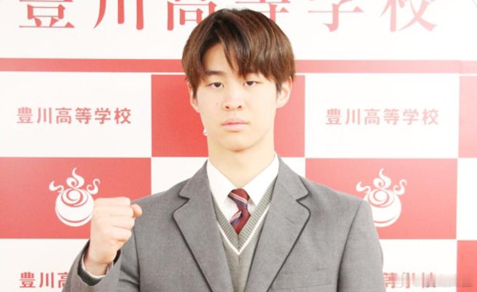 日本游泳唯一优势项目水准确实恐怖高中生能赢中国最强的汪顺五秒多全国游泳冠军赛进