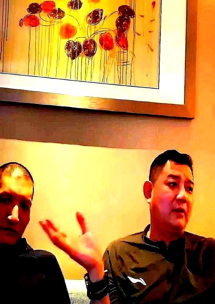 巩晓彬自己都承认，头天晚上喝大了，第二天训练心虚，第一个从队尾冲到队头，就怕教练