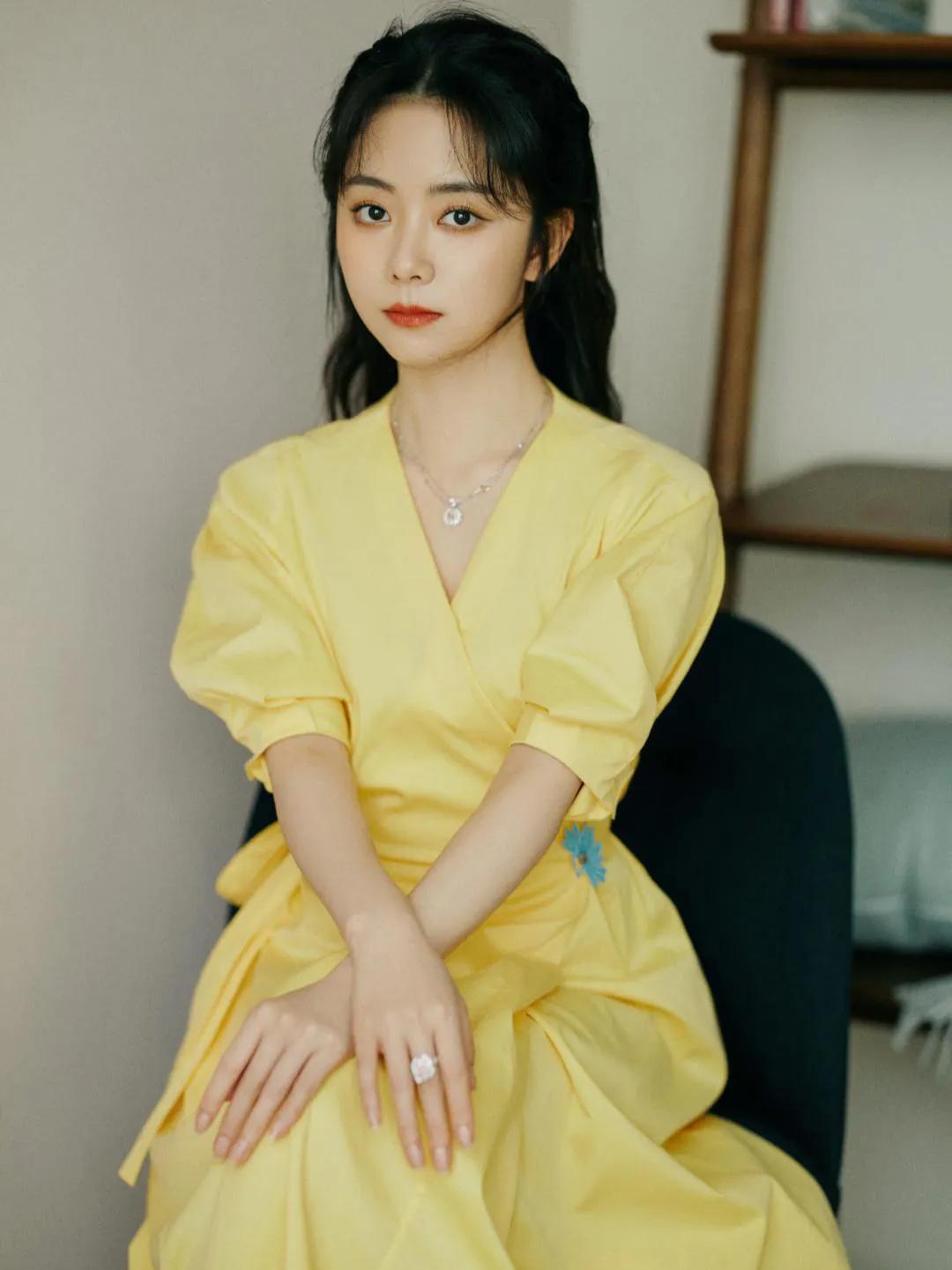 最想谭松韵和哪个演员再搭？说真的谭松韵这内娱百搭体质真的离谱，16