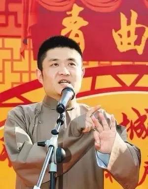 【著名相声大师苗阜和郭德纲同时发文，格局高低立见，对此你怎么看？】近日，著名相