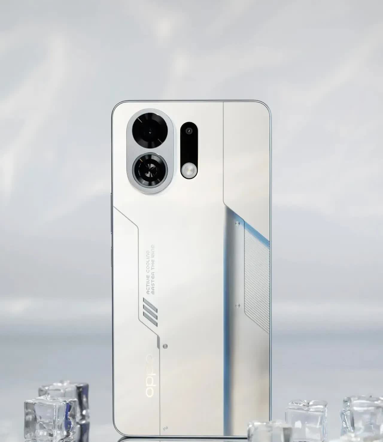 OPPOK13Turbo屠榜中端机！主动风扇+隐藏黑科技，友商连夜改PPT？