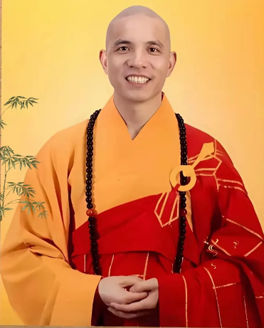 白马寺的方丈印乐大师，被调往少林寺。很多人看到这个消息，都以为这是提拔，或者说平