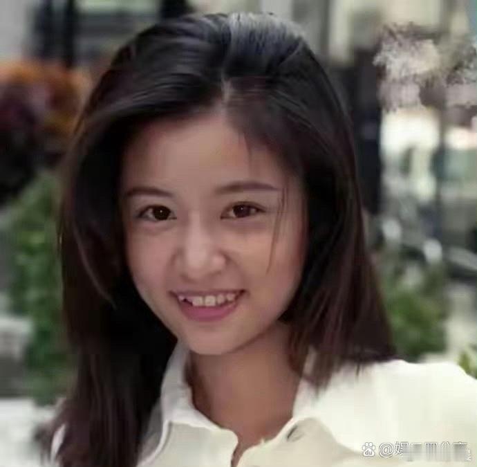 19岁的林心如也太绝了！清纯灵动，妥妥的校花级别，难怪能把霍建华稳稳拿捏～