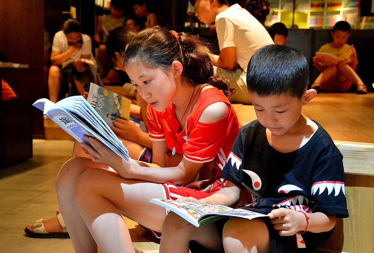 为啥要努力学习、读书呢？我家孩子上一年级时也问过我。我跟他说，努力学习是激发自身