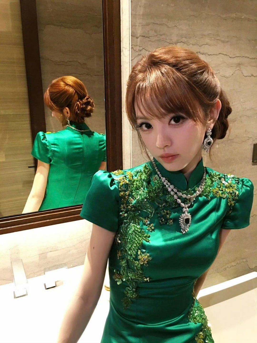田曦薇孔雀塑妈咪谁懂这种撕漫感​​​