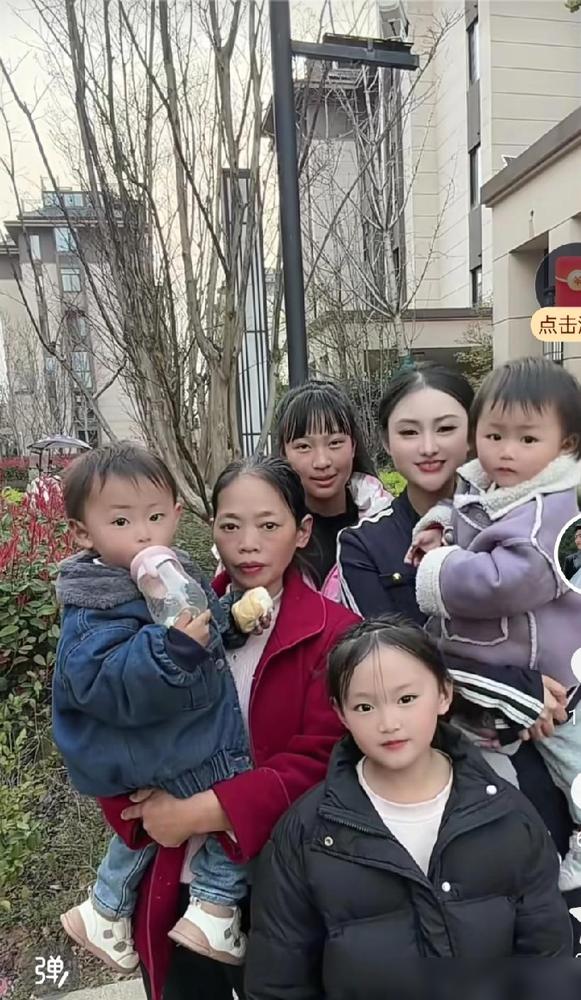 三妹决定跟阿奎在要个孩子，虽然阿奎走了留在医院的胚胎还有五个。说真的我一个快