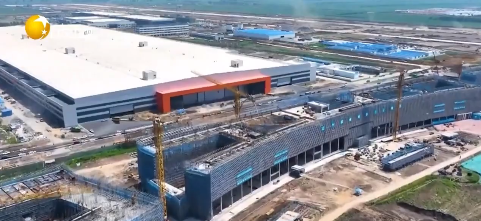 7月8日，新闻媒体公开了沈飞正在扩大建造的新厂区，据称这个厂区很可能超过28万平