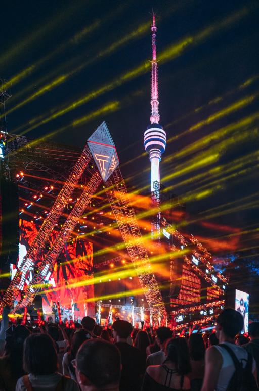 风向变了！美国、德国、法国、韩国、英国、加拿大等国媒体纷纷把目光转向了中国武汉。