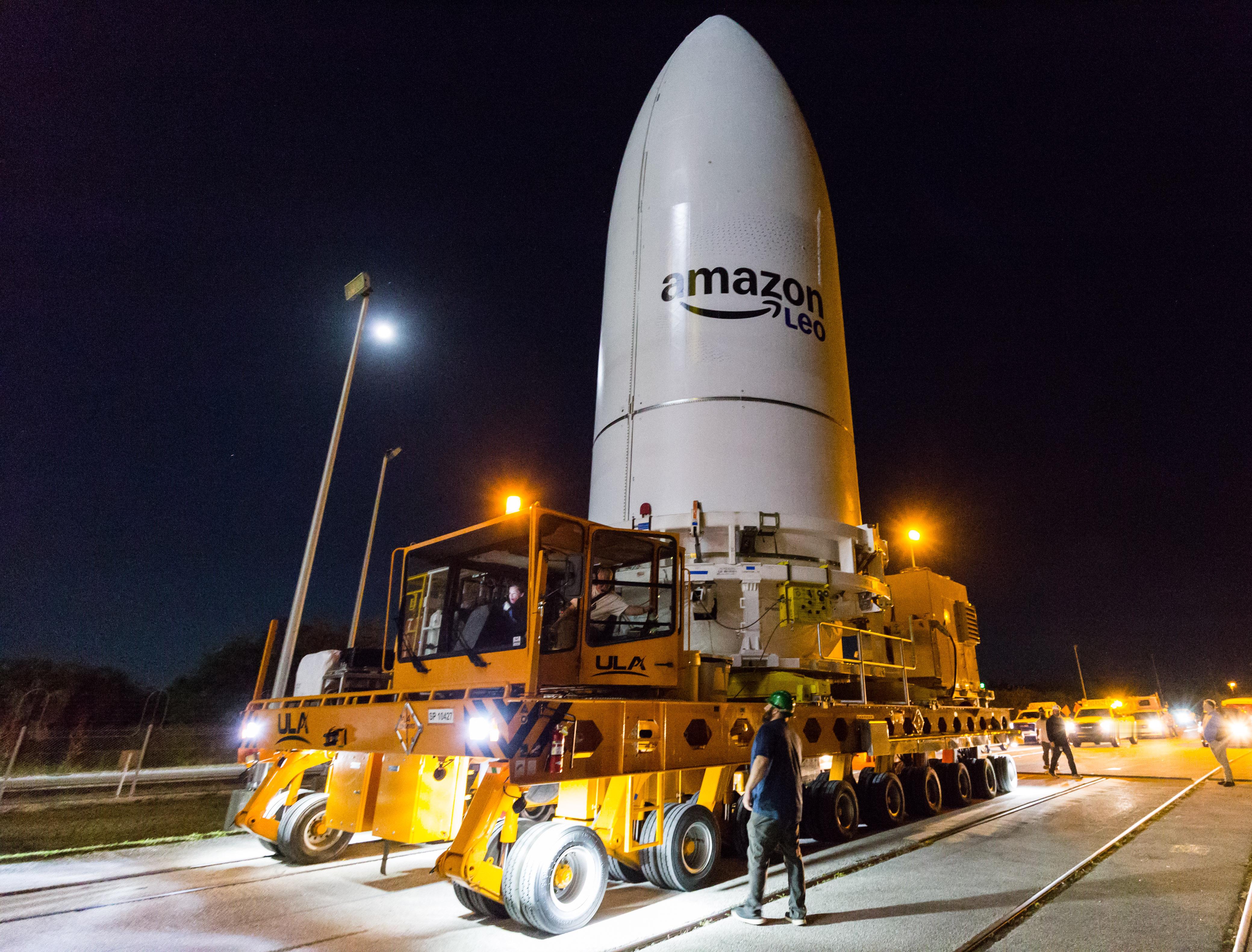 【ULA完成宇宙神运载火箭的整流罩吊装】亚马逊旗下LEO星座将于当地时间12月1