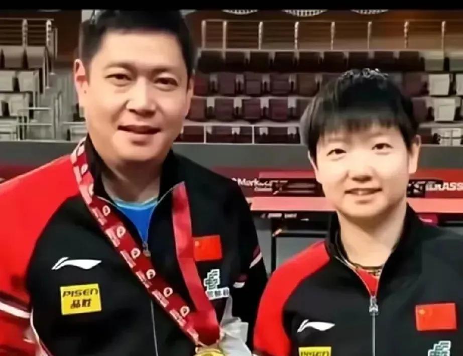 coco聪明，因为他是教练，所以一定会有人说他女儿以后走不走乒乓球，但他以开玩笑