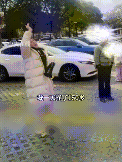 这位被仅退款的商家，已经崩溃了！夫妻俩，守着浙江湖州的一家童装小店，还得靠跑外卖