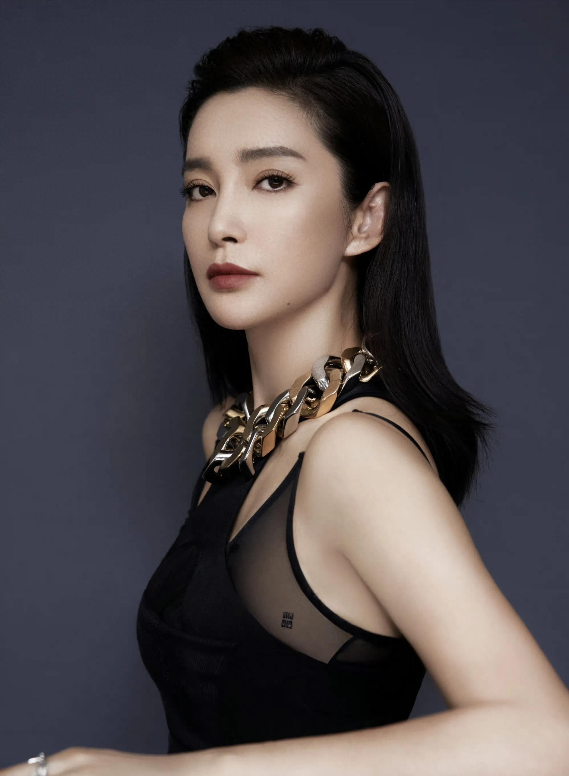 女星李冰冰写真合集：时尚优雅、高贵魅力