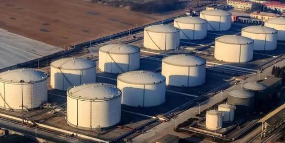 日元破160！日本经济被美国收割，三重危机压顶日元兑美元跌破160，日本经济的