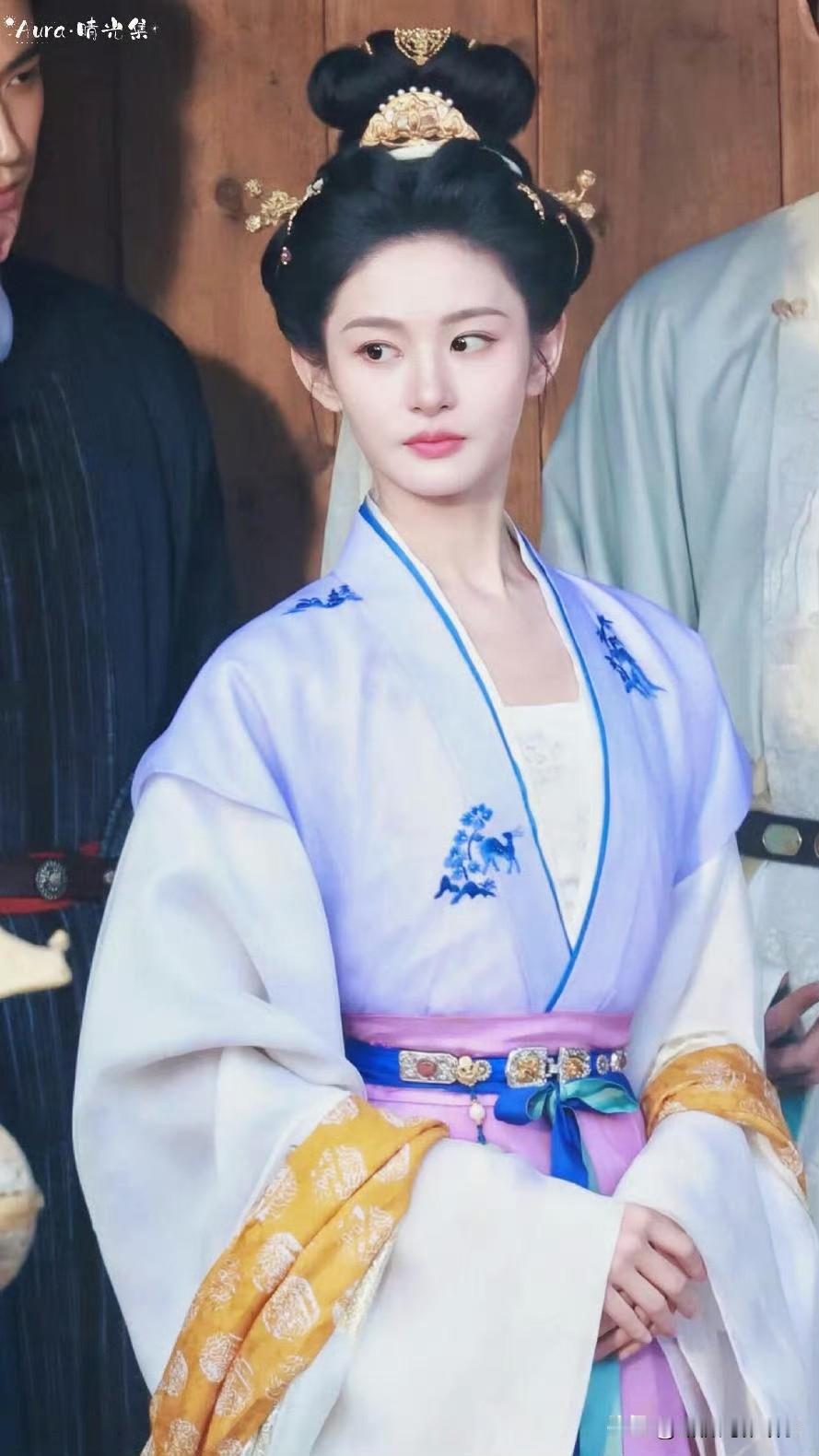 赵晴：从“丫鬟脸”到于正力捧的女主相《凡人修仙传》里的墨彩环，让赵晴凭“白