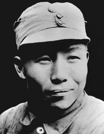 1941年11月，新四军第六师参谋长兼第十六旅旅长罗忠毅，被三千余名日伪军堵在塘