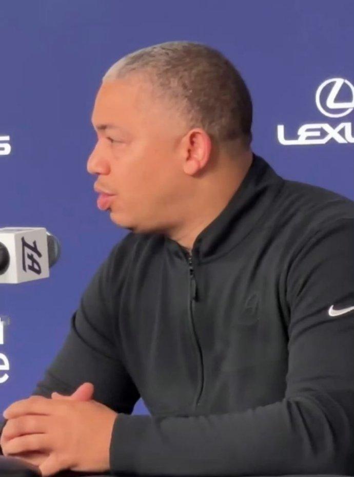 泰伦卢心态炸了：“我现在感到很生气，而不是沮丧。因为每年我们都在应对伤病。”