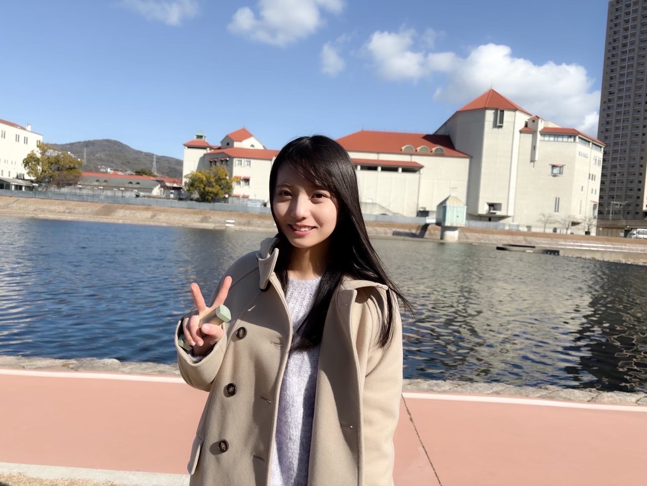 海邉朱莉「一年前の今日は東京でみんなとレッスンをしていて、休憩時間にドキドキしな