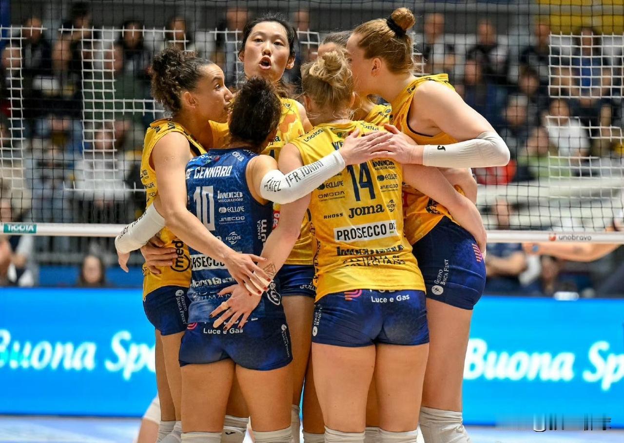 中国女排最大的软肋在哪?意大利杯半决赛今夜燃战！朱婷携62.5%效率冲冠两场强