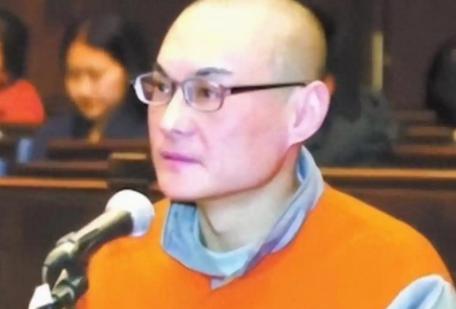 2006年，在浙江一所监狱里出现的那一幕，比任何影视剧都离谱。一个坐了3年牢的服