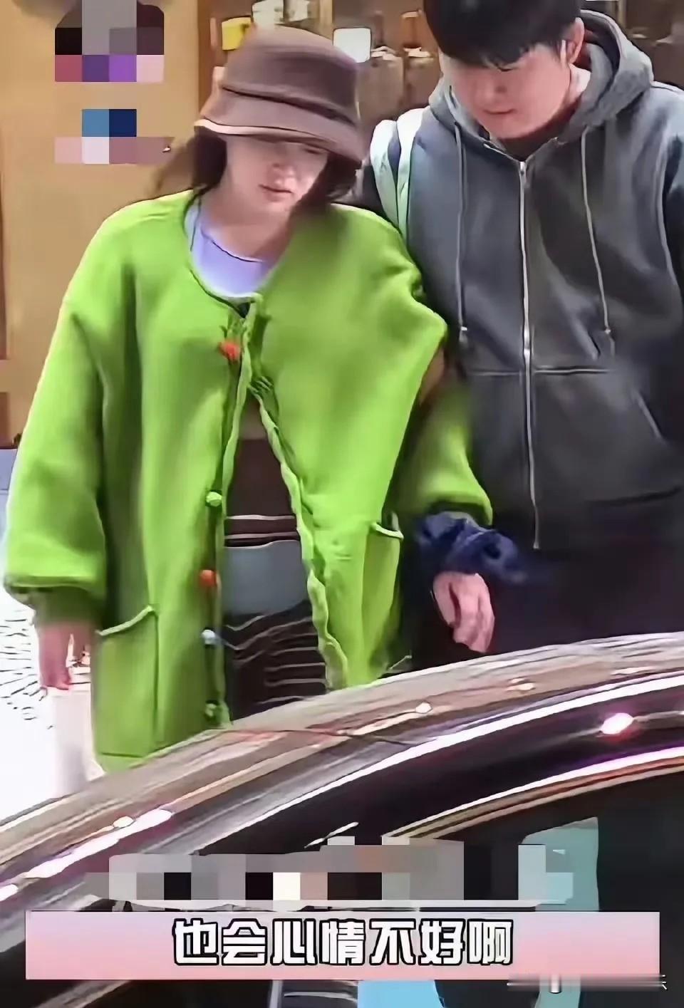 阚清子孕晚期状态很差，整个人胖了好多，走路的时候有气无力，整个人情绪也不稳定，似