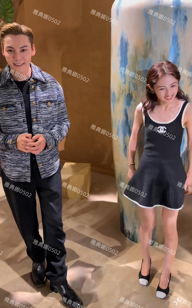 张子枫太矮太瘦小了香奈儿穿在她身上空荡荡的撑不起来像童装一样。