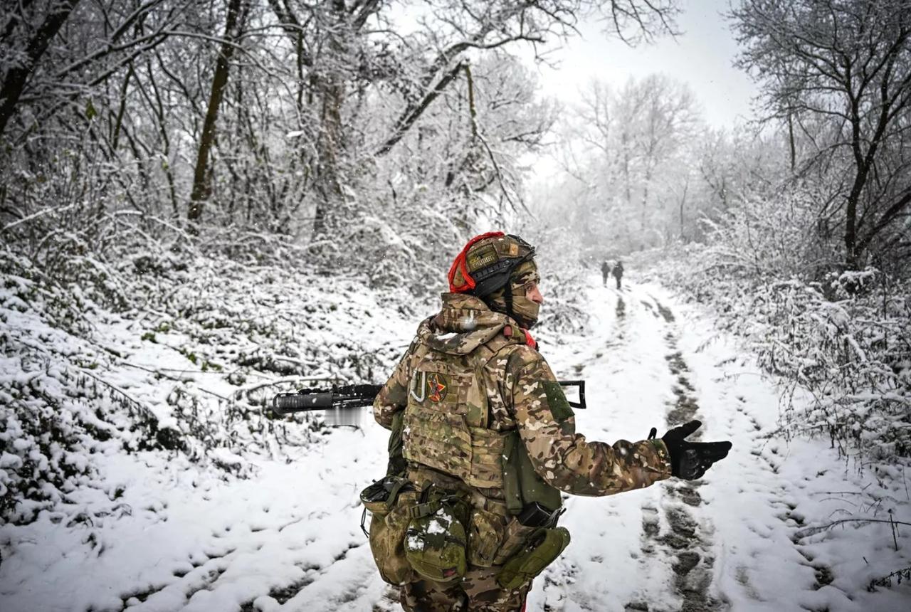 乌克兰必须承认一个事实，那就是在军事上，已经被俄罗斯击败了！根据前五角大楼顾问