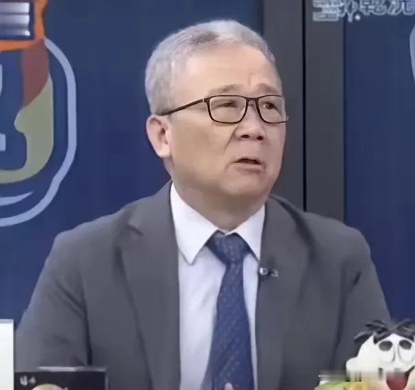 6月8日，台湾退役少将栗正杰说：如果让我在亲美和亲中之间选一个，我一定会选亲中。