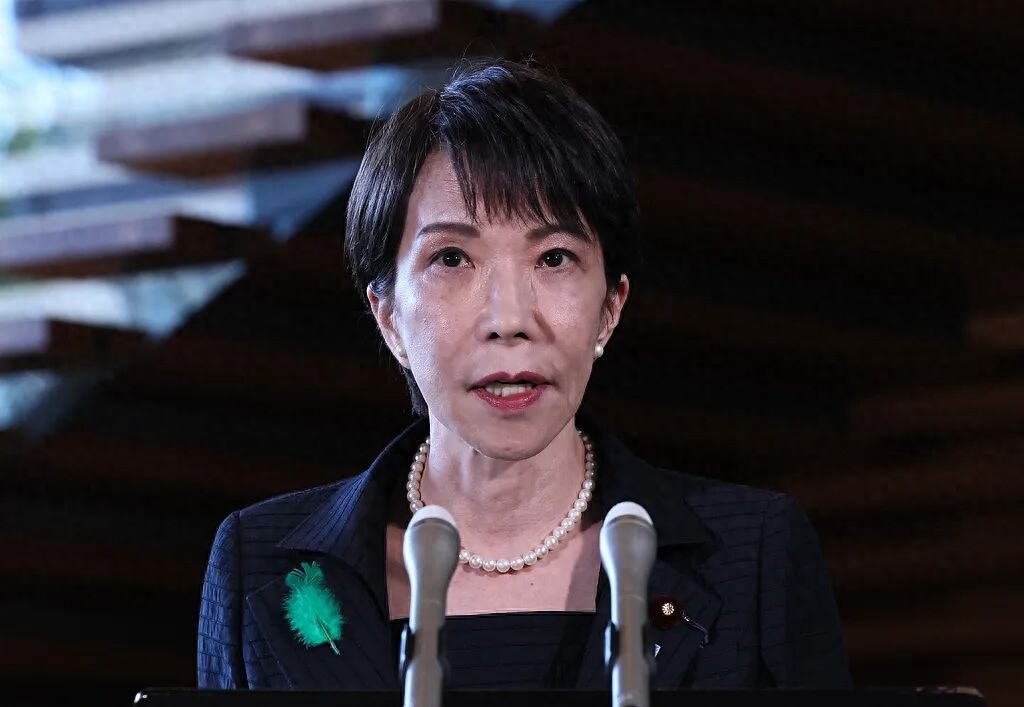 高市早苗以“内阁总理大臣”名义向靖国神社献祭品