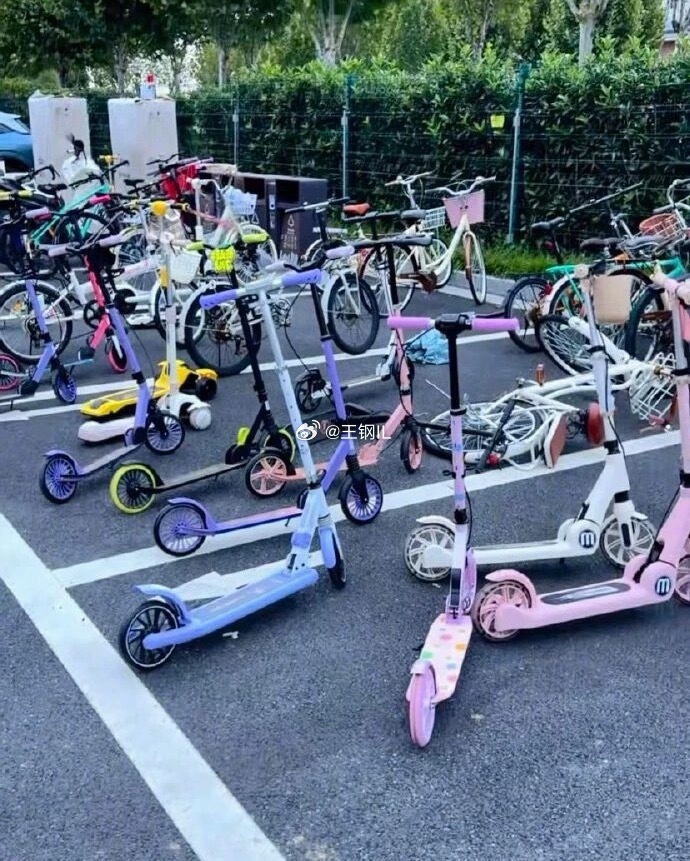 当代大学生的代步工具belike​​​