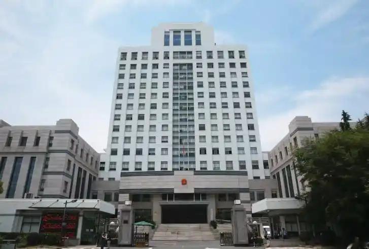 “金钱面前，亲情一文不值！”上海一独身男子去世留下房产一套，亲弟弟认为二哥无配偶