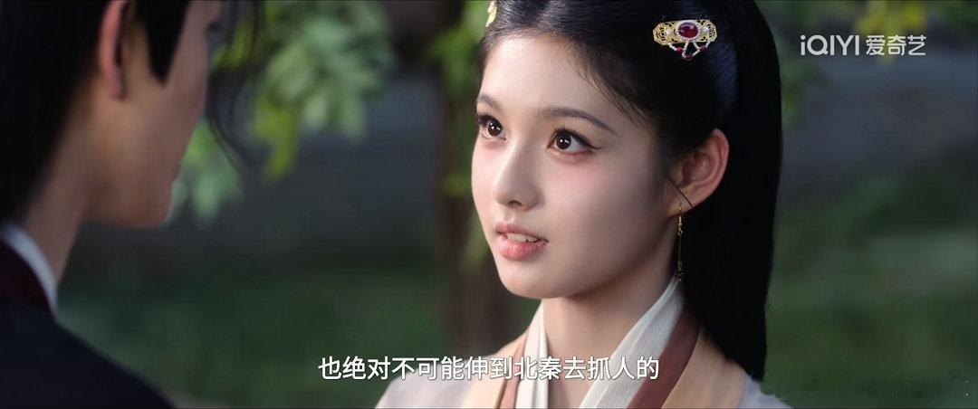 雀骨滤镜好差，艾米这么水灵的花竟然能拍成这样