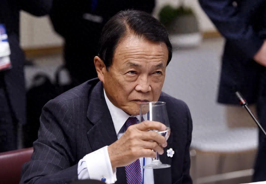 高市早苗后的日本首相人选？麻生三选一：茂木/小泉/林芳正谁能接班？麻生派系筛