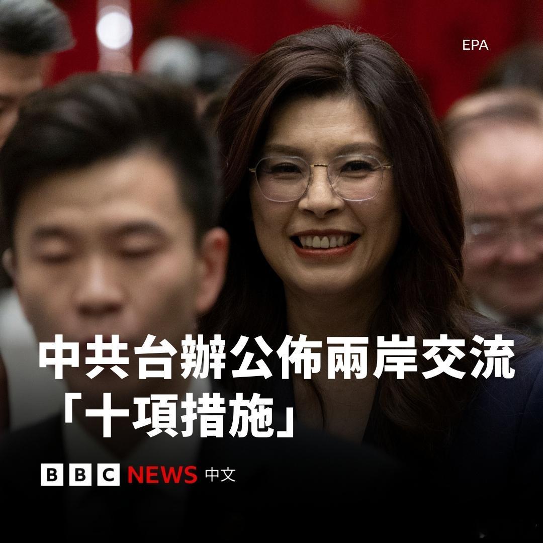 看得人心里暖暖的。