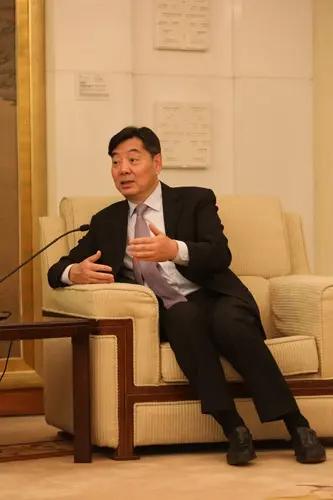 伊朗迎来转机！中国特使亲赴中东，和平真的近了战争一触即发！中东最危险时刻，