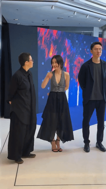 这衣服真的不适合张子枫，一点也不适合，也不知道造型师怎么想的？像妹妹这种靠实力的