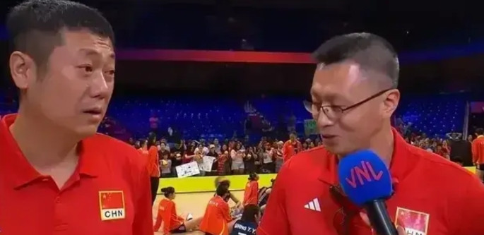 女排世联赛打到现在，赵勇的喜与忧喜：（1）发掘了天才二传小萱萱，弥补前两届女